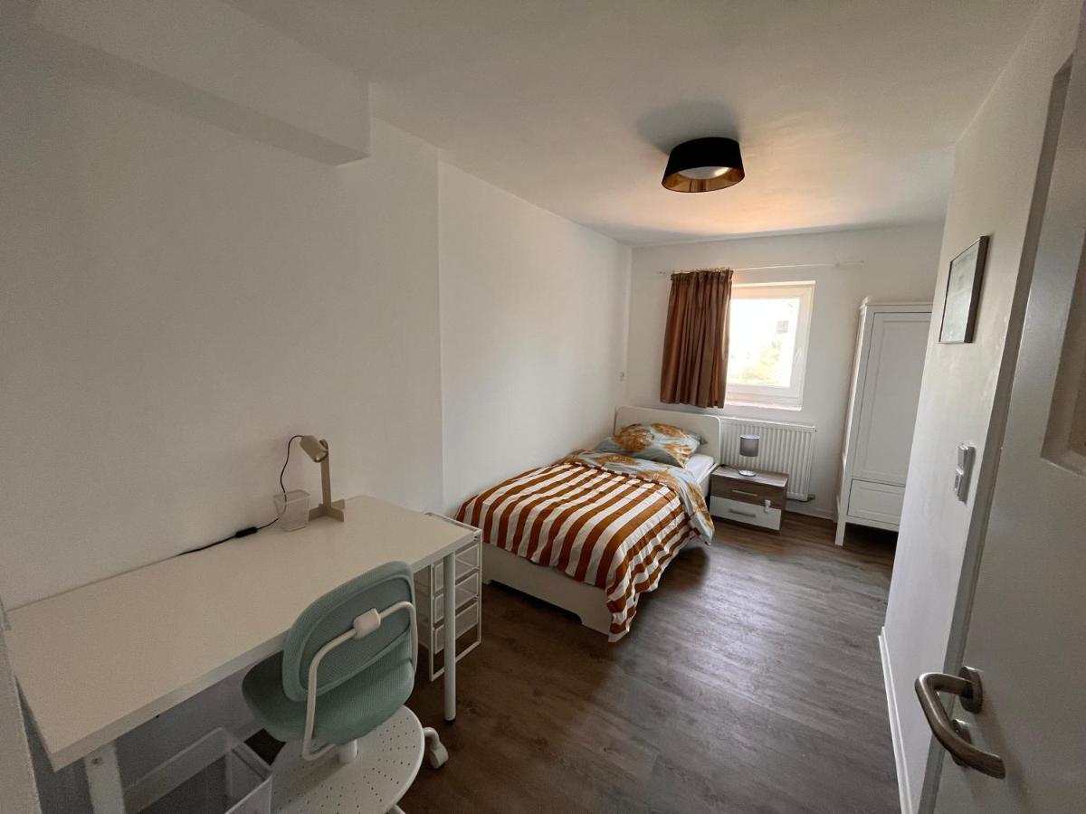 Ein Schoenes Zimmer In Kiel Kültér fotó